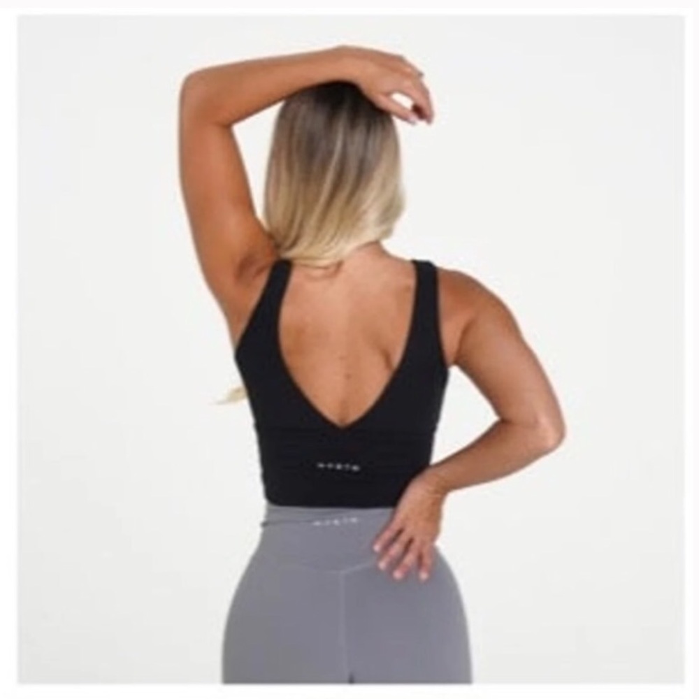 NWT NVGTN Black Essence Bra (M)